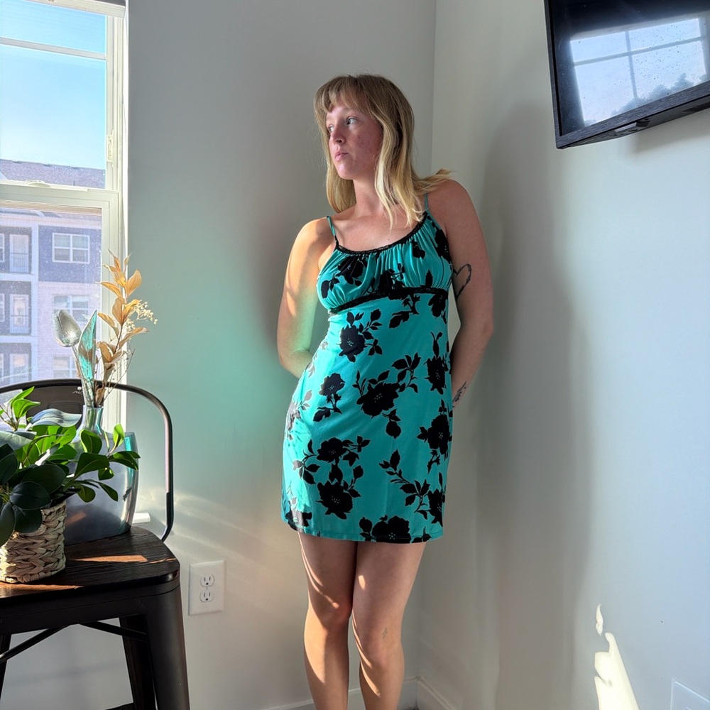 Apt. 9 Vintage 2000s Teal and Black Floral Patterned Dress